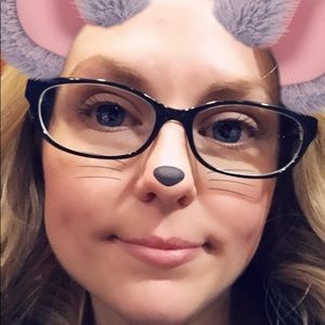 Meet your Posher, Dana